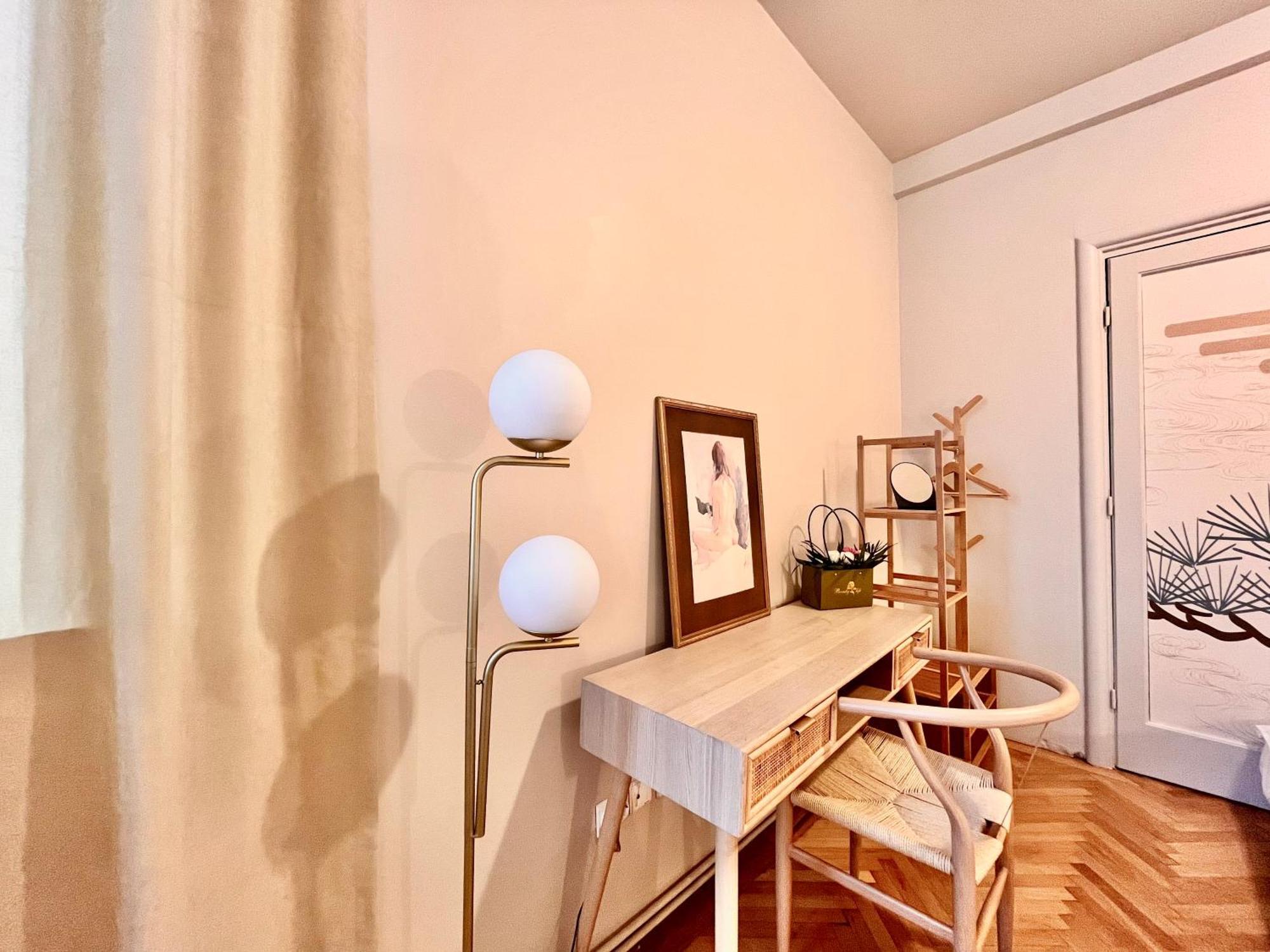 City Center Unirii Square Private Rooms With City View - Shared Amenities Boekarest Kamer foto